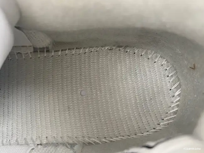 705333-105 Laser Retro 4 Anniversary Jordan 30th 0505